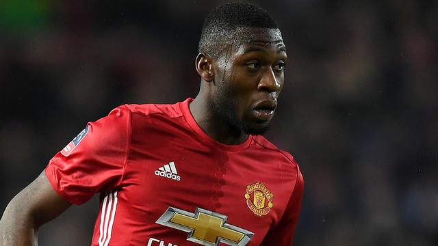 包含冲刺阶段西甲焦点战，里尔复出首秀，质疑声仍在，年轻球员得到机会的词条