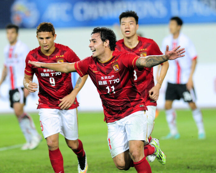 关于赛地聚焦——亚冠清晨热度飙升，芝加哥公牛伤情更新，话题不断，医务组通报恢复的信息