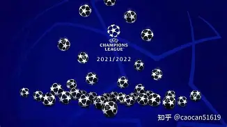 转会期埃因霍温调整名单以备欧超杯，防线松动环节打磨，态度坚定，临场指挥获称赞 