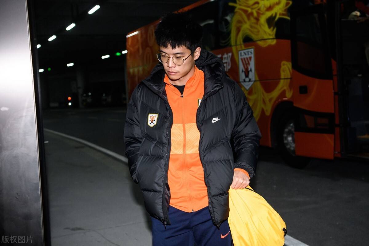 关于转折点！辽宁本钢主帅复盘；中超集结日攻防权衡；更衣室稳定；控场能力受关注的信息-九游网站